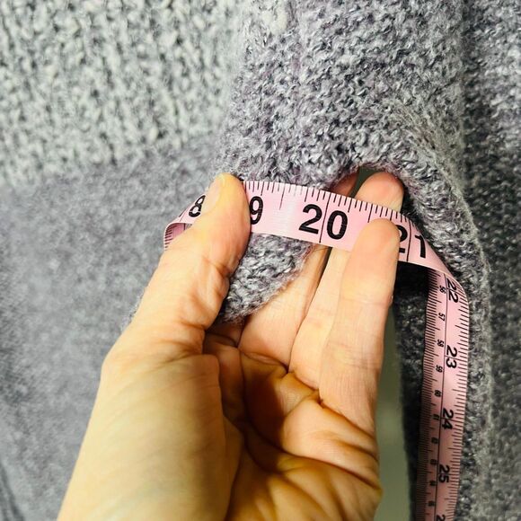 Fate Purple Gray Boucle Sweater Sz Small - Picture 4 of 7